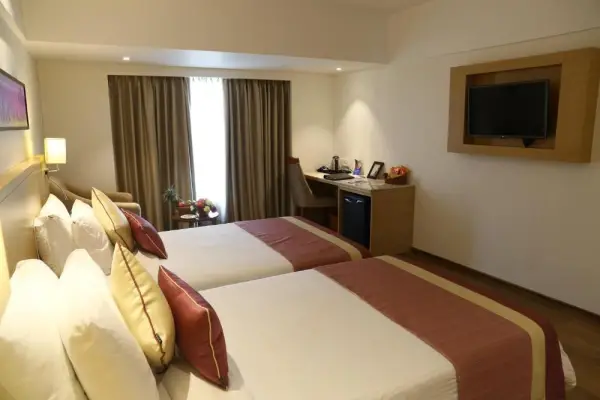 Sarovar Portico Rivera Ahmedabad 7